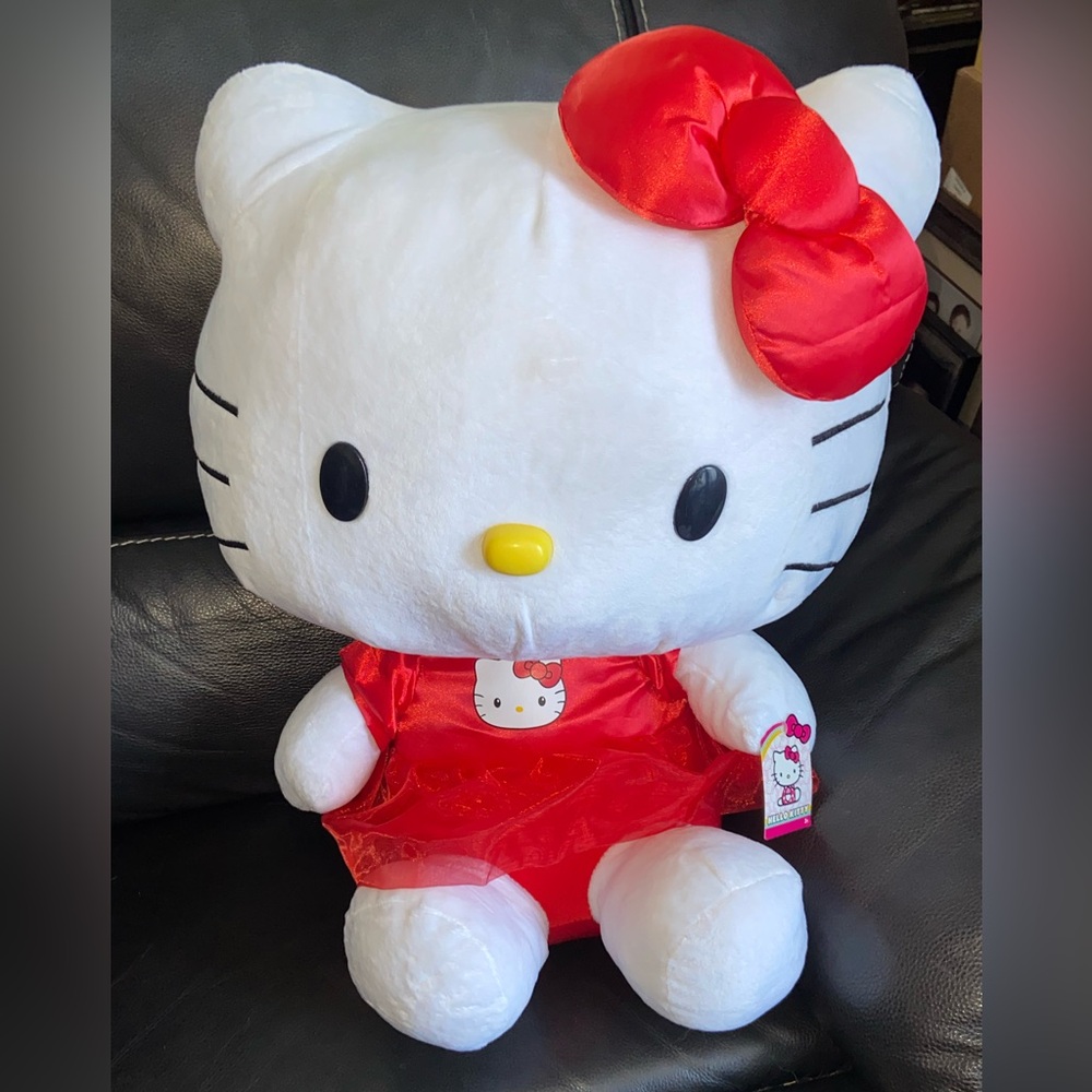 Jumbo Hello Kitty Plush